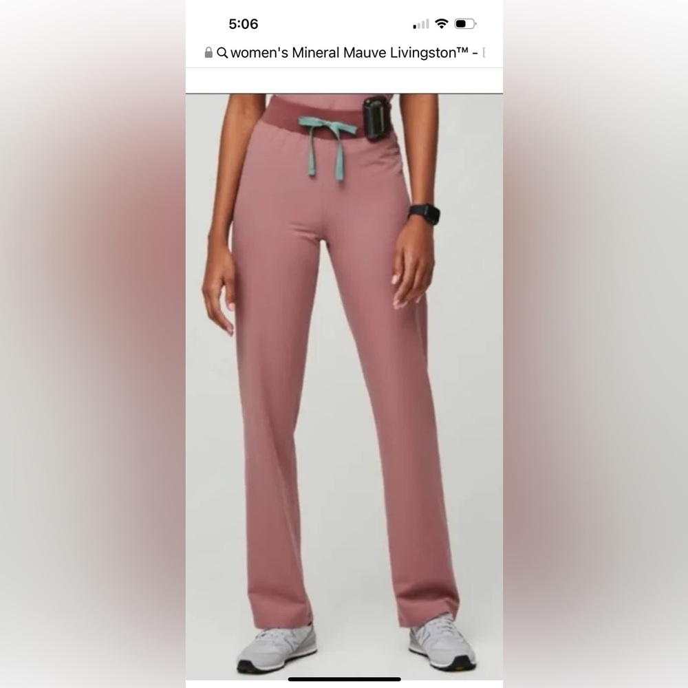 women's Figs Livingston Basic Scrub Pants - Medium / Mineral Mauve Rose Color